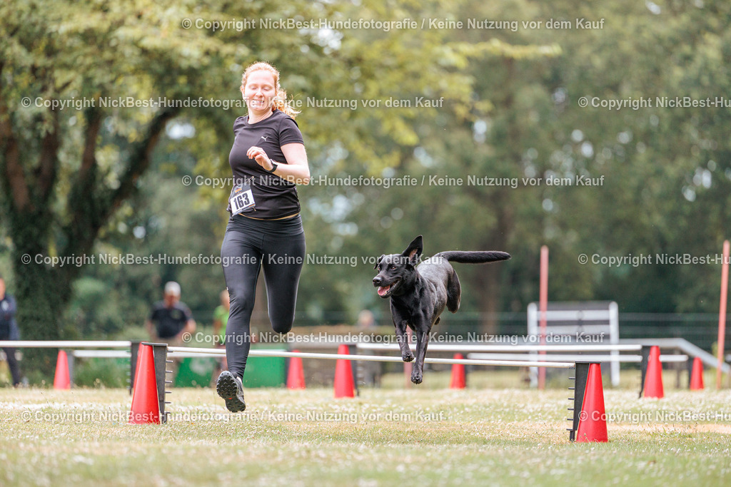 THS-Quakenbrück-2026-Nickbest-Hundefotografie-1333 | Dein Hund! Dein Moment! Deine Erinnerungen! Hundefotografie in Bremen Blumenthal. Ich fange die besonderen Momente deines Vierbeiners ein – ob Indoor mit Blitzanlage oder in der freien Natur. Sicher dir dein Moment und dein Termin für eure Erinnerungen.