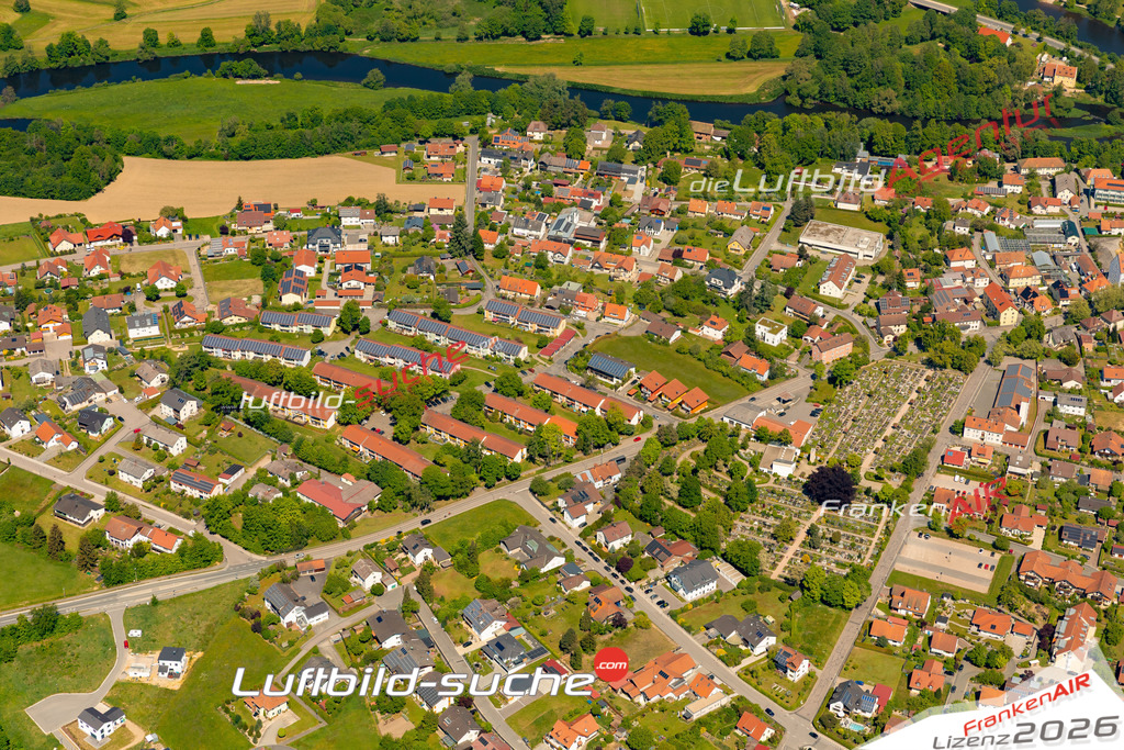 Das Luftbild zeigt :  Roding - Die Luftaufnahme wurde 2024 vom UL-Flugzeug aus erstellt ( keine Drohne ) - Hochauflösende Luftaufnahme - Für grossformatige Ausdrucke geeignet. Die Geschenkidee !Mit Lizenz und Bildrechte bestellbar