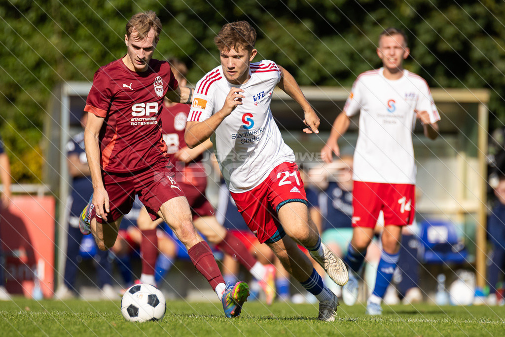 20250928_Picselweb-Fotografie_1R3_1461 | Spielszenen aus dem Spiel VfL Güldenstern Stade - Rotenburger SV. Ergebnis 0:3 - Realisiert mit Pictrs.com