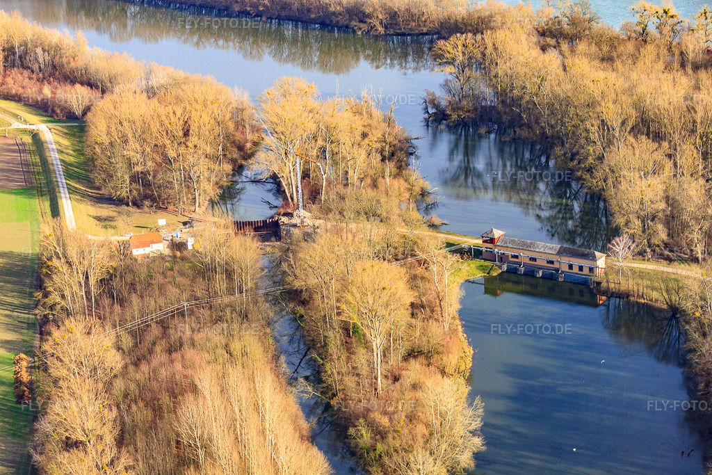 Luftbild: Mündung des Michelsbach in den Rhein mit Schöpfwerk Sondernheim Süd am Rheindamm im Ortsteil Sondernheim in Germersheim im Bundesland Rheinland-Pfalz in Deutschland. Foto: IMG_48567.jpg vom 14.01.2012 durch Werner Riehm/FLY-FOTO.de