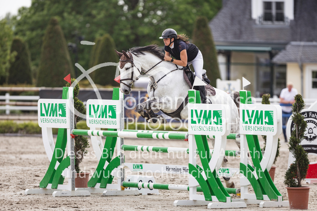 260509_PfSpTa_5_L-Spr-599 | Deine schönsten Turniermomente als professionelle Fotos! Entdecke hochwertige Pferdesport-Fotografie im Online-Shop. Jetzt Fotos finden & bestellen!