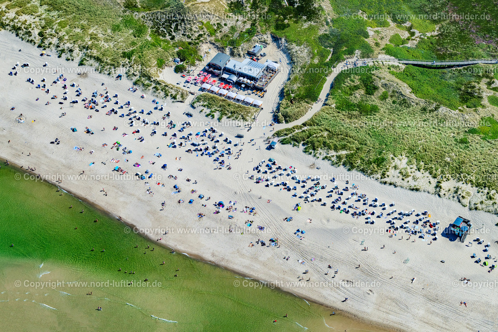 Sylt_Kampen_Strand_Buhne_16_Strandgaststätte_ELS_4350130825 | KAMPEN (SYLT) 13.08.2025 Gebäude des Restaurant " Buhne 16 " in Kampen (Sylt) auf der Insel Sylt im Bundesland Schleswig-Holstein, Deutschland. Weiterführende Informationen bei: Buhne16 GmbH & Co. KG. // Building of the restaurant " Buhne 16 " in Kampen (Sylt) at the island Sylt in the state Schleswig-Holstein, Germany. Further information at: Buhne16 GmbH & Co. KG. Foto: Martin Elsen