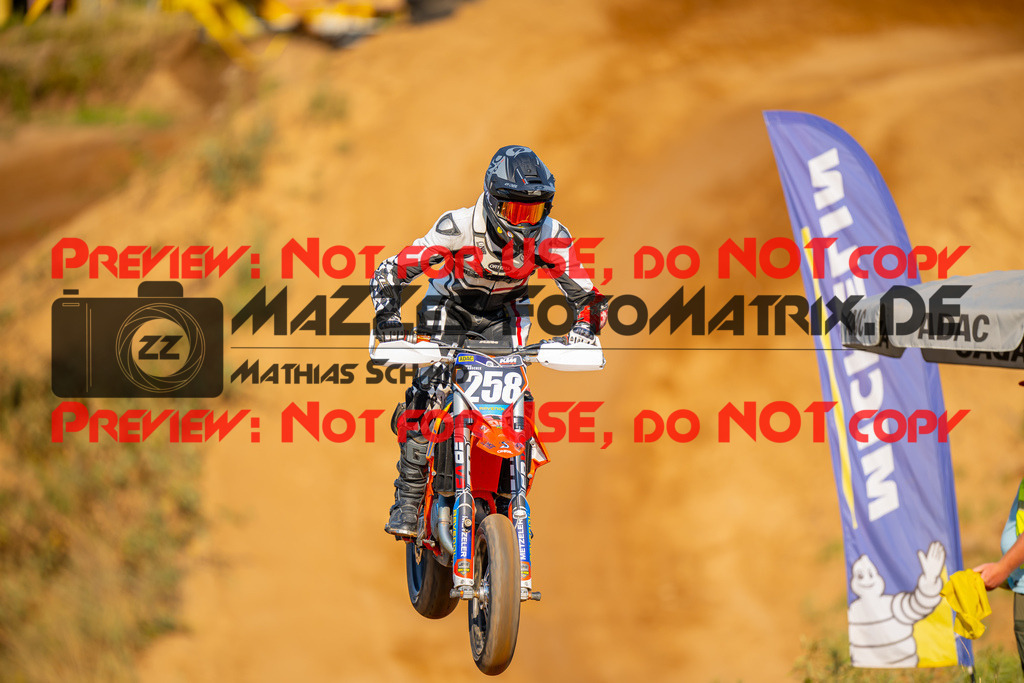 MaZZes-Fotomatrix-20260815-602060 | S2