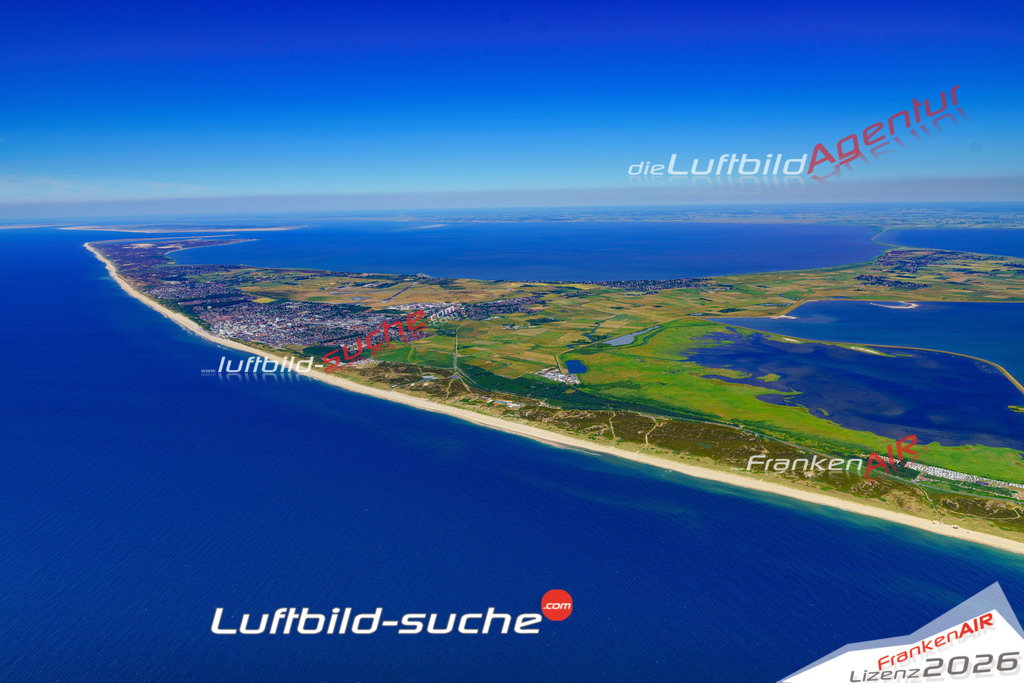 Die Luftbildaufnahme Westerland - Sylt wurde 2018 mittels Flugzeug (keine Drohne) erstellt. Perfekte Schärfe und Druck- Auflösung- Garantiert!