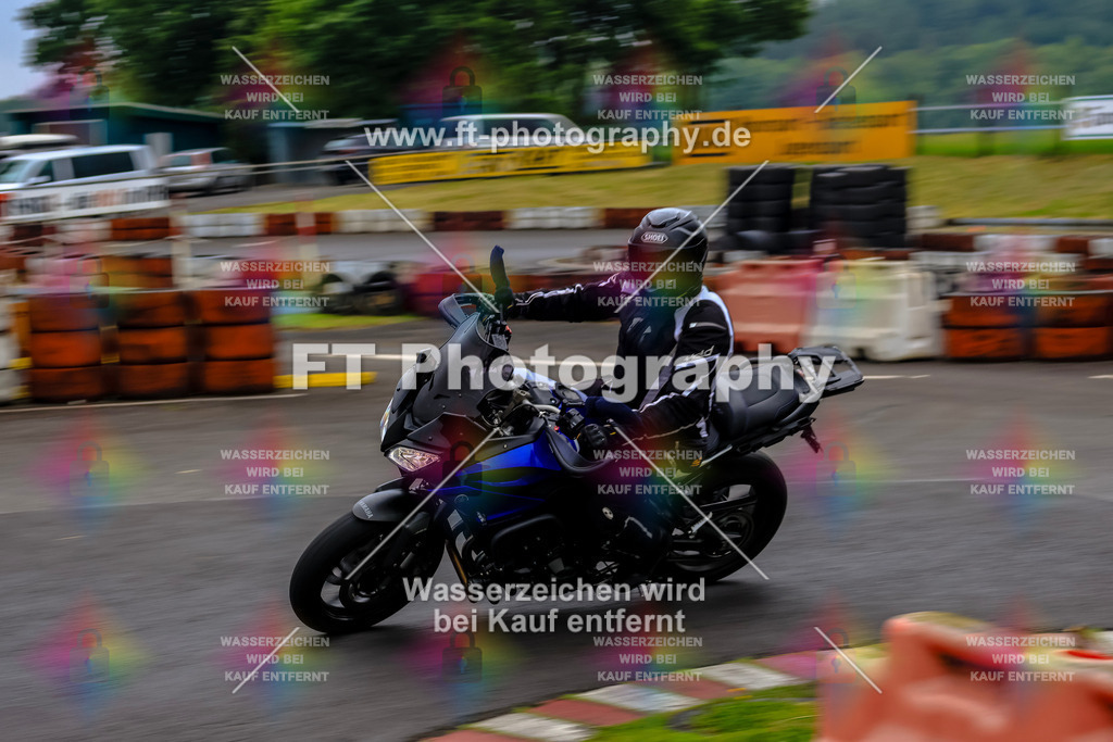 OBK-5438 | Hier findet Ihr Bilder von Touristenfahrten auf der Nürburgring Nordschleife oder von anderen Veranstaltungen die ich besucht habe. Viel Spass beim Durch Schauen 