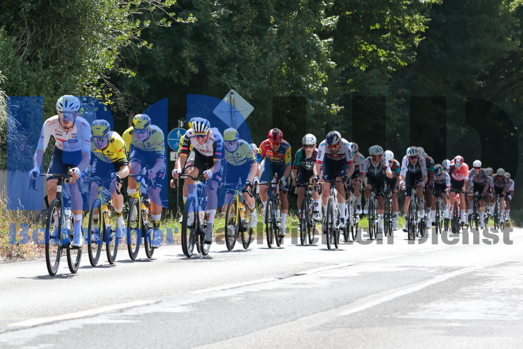 SES_DEUTOU20250821-21 | bond - Realisiert mit Pictrs.com