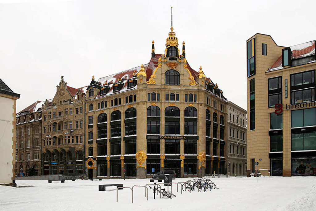 Foto: Leipzig - Kaufhaus Ebert im Winter | Das Team hinter BILDLEXIKON LEIPZIG bündelt historische wie aktuelle Informationen über die Stadt Leipzig in Text und Bild auf einer Plattform und stellt diese der interessierten Öffentlichkeit zur Verfügung.