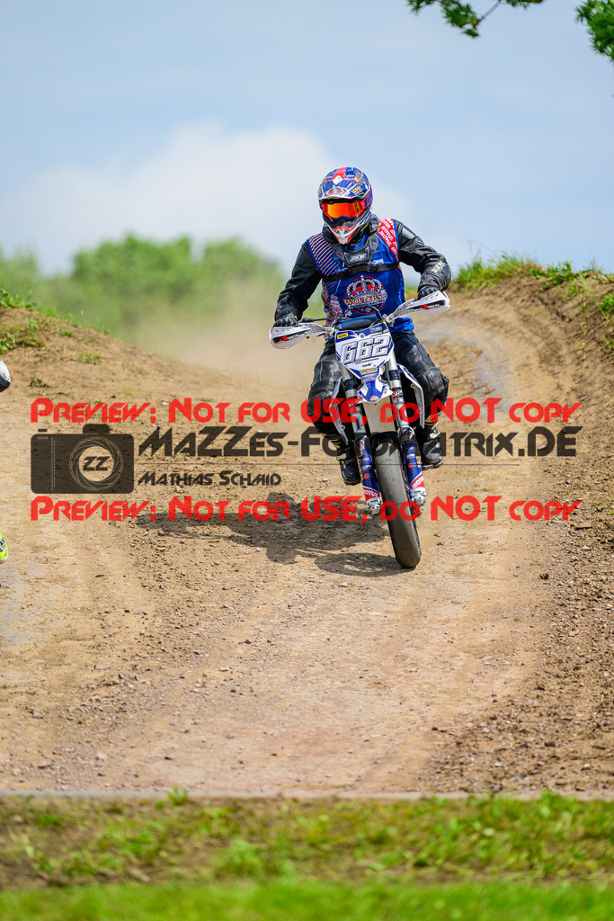 MaZZes_FotoMatrix_240622_6007705_8771 | S4