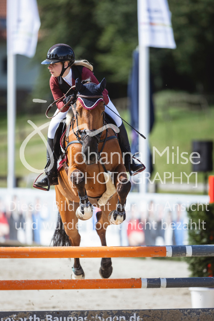 240714_BHO_M2-Spr-1-207 | Deine schönsten Turniermomente als professionelle Fotos! Entdecke hochwertige Pferdesport-Fotografie im Online-Shop. Jetzt Fotos finden & bestellen!
