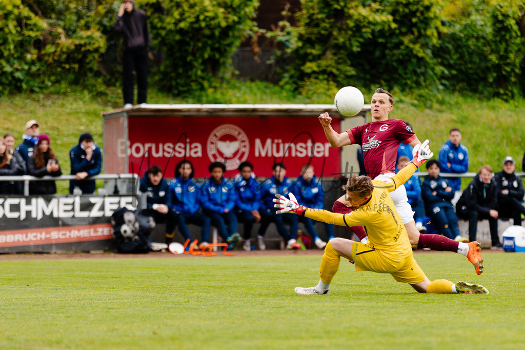 Kreispokal, Saison 2025/26, Finale: TuS Hiltrup - 1. FC Gievenbeck | Münster, 14.05.2026: Kreispokal, Finale, TuS Hiltrup gegen 1. FC Gievenbeck auf der Anlage von Borussia Münster in Münster. Foto: sportfotografie.ms | Markus Paletta - Realisiert mit Pictrs.com