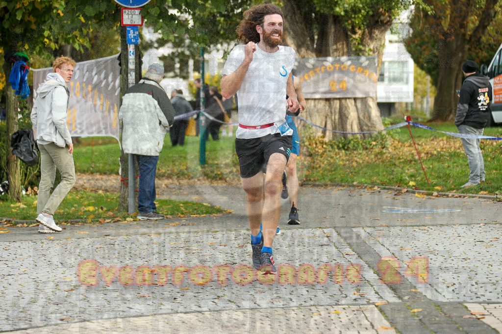 241020_1005_EX1_7695 | Sportfotografie im Rhein-Sieg Kreis, Köln, Bonn, NRW, Rheinland Pfalz, Hessen, etc. Unser Tätigkeitsfeld umfasst den Laufsport vom Volkslauf über den Marathon, Duathlon, Triathon bis zum Ultralauf wie Kölnpfad Ultra oder Schindertrail.