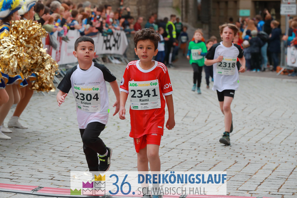 AOK Junior Cup 400m | 3Königslauf 2022 AOK Junior Cup 400m - Realisiert mit Pictrs.com