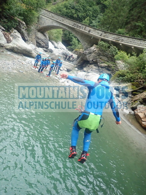 P8180155 | Bestelle die Bilder deines Berg- oder Wasser-Abenteuers mit Mountain Sports bequem von zu Hause aus direkt über unseren Online Fotoshop von pictrs.com. - Realisiert mit Pictrs.com