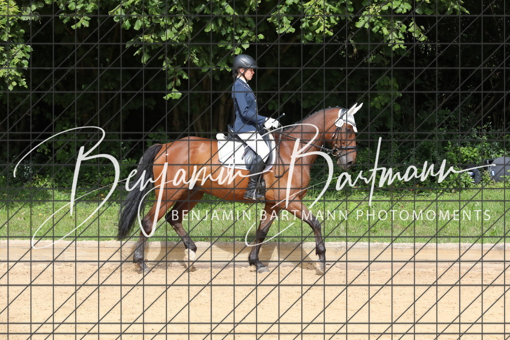 AZ2A2273 | Benjamin Bartmann Photomoments