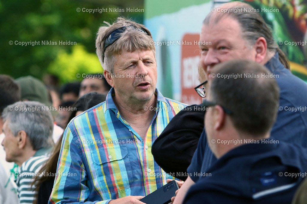 NH_FCEintrachtNorderstedtU23_FCVoranOhe_OberligaAufstiegsrunde_25052024 | Thorsten Beyer (Fußball-Trainer) schaute sich das Spiel an.

Fußball I Herren I Aufstiegsrunde Oberliga Hamburg I Saison 2023-2024 I Rückspiel I FC Eintracht Norderstedt U23 - FC Voran Ohe I 25.05.2024 I Sportplatz Garstedt

