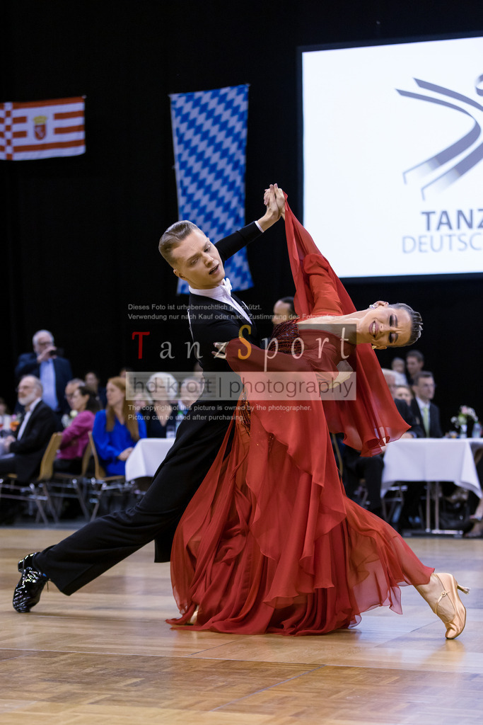 20241102_DM_HGR_Std_15784 | Tanzsportbilder, Standardtanz, Lateintanz, WDSF, DTV, LTVB, dancecomp, goc, hessen tanzt, blaues band der spree, walzer, tango, wiener walzer, slowfox, quickstepp, samba, rumba, cha-cha-cha, paso doble. jive, hd-kroft photography, turniertanzsport