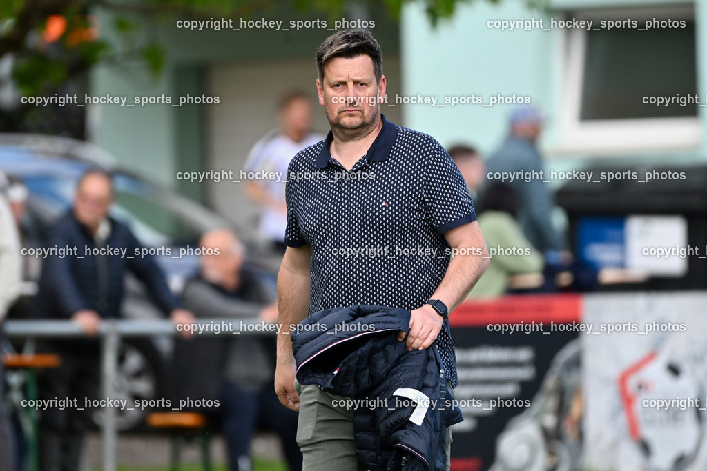 ATUS Velden vs. SV Spittal | Headcoach SV Spittal Philipp Dabringer, ATUS Velden vs. SV Spittal, ATUS Velden vs. SV Spittal am 27.04.2024 in St. Egyden (Sportplatz St. Egyden), Austria, (Photo by Bernd Stefan)