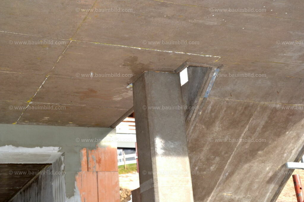 bib-lg04-sonstige-betonarbeiten-0753 | Nach LV-Leistungsgruppen sortierte Detailfotos über den Bau eines Hauses. Alle Hausbau-Bilder direkt vom Urheber und Autor der Website Haus-Selber-Bauen.com