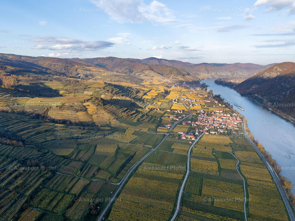 foto_c_pfeffel-partner-0211-DJI_20241029152541_0066_D | alexander-pfeffel - Realisiert mit Pictrs.com