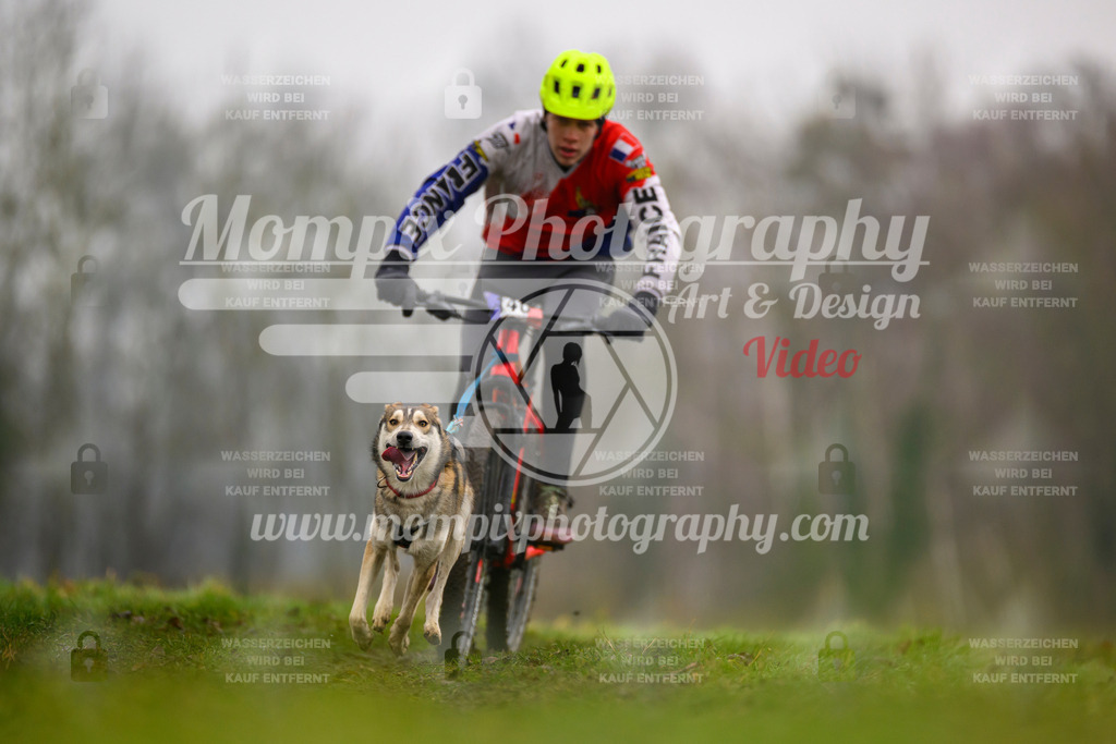 MompixPhotography_CDF2023_FFST_Di_Bike1-71 | PayLife