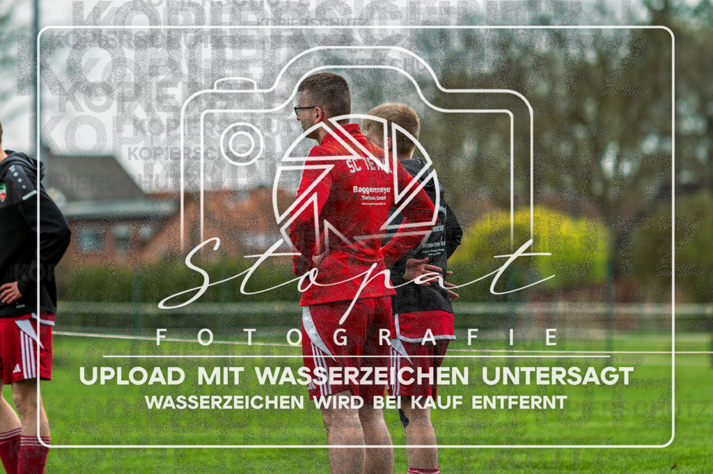 FGFSSCT-1032 | Ersatzbank beim Herren Kreisliga HK Spiel zwischen FG Fulde-Stellichte und SC Tewel im Lehrdestadion, Stellichte (Simon Paul Stopat) - Realisiert mit Pictrs.com