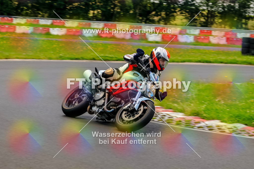 VBK-7955 | Hier findet Ihr Bilder von Touristenfahrten auf der Nürburgring Nordschleife oder von anderen Veranstaltungen die ich besucht habe. Viel Spass beim Durch Schauen 