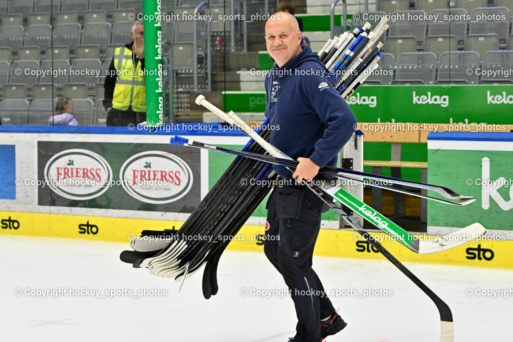 EC IDM WÄRMEPUMPEN VSV vs. Vienna Capitals | Markus Schmidt Head Equipment Manager EC VSV, EC IDM WÄRMEPUMPEN VSV vs. Vienna Capitals, EC IDM WÄRMEPUMPEN VSV vs. Vienna Capitals am 16.11.2025 in Villach (Stadthalle Villach), Austria, (Photo by Bernd Stefan)