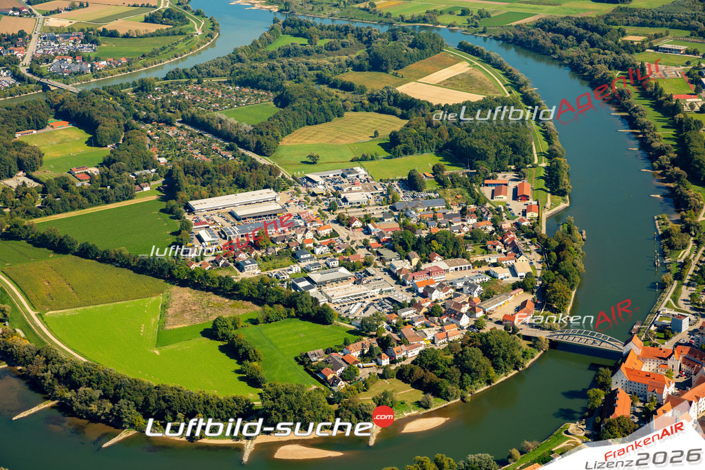 Das Luftbild zeigt : Gstütt Isarschleife Straubing - Die Luftaufnahme wurde 2023 vom UL-Flugzeug aus erstellt ( keine Drohne ) - Hochauflösende Luftaufnahme - Für grossformatige Ausdrucke geeignet. Die Geschenkidee !Mit Lizenz und Bildrechte bestellbar
