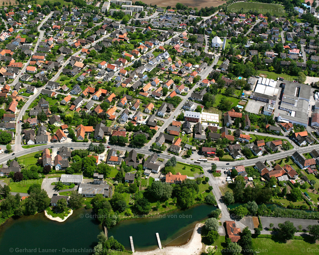 2626283 | GOLDSCHEUER 09.06.2006 Wohngebiet einer Einfamilienhaus- Siedlung  in Goldscheuer im Bundesland Baden-Württemberg, Deutschland // Single-family residential area of settlement  in Goldscheuer in the state Baden-Wuerttemberg, Germany Foto: Gerhard Launer