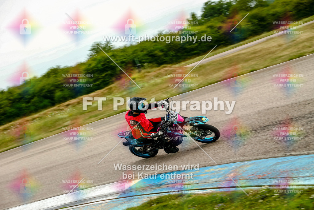 Chambley Juli-1150 | Hier findet Ihr Bilder von Touristenfahrten auf der Nürburgring Nordschleife oder von anderen Veranstaltungen die ich besucht habe. Viel Spass beim Durch Schauen 