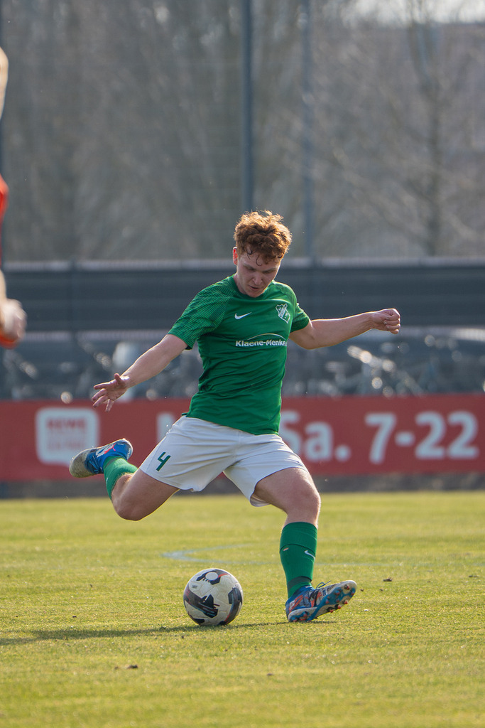 Fußball I Herren I Saison 2025-2026 I Bezirksliga Weser-Ems 4 I 22. Spieltag I Vfl Oythe  - SV Bethen I 6985 | jns.sportfotos - Realisiert mit Pictrs.com