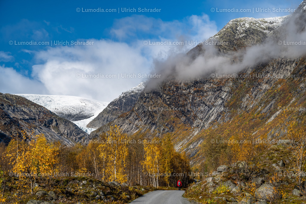 10047-10056 - Am Jostedalsbreen - Norwegen | Stockfoto und Bilderpool mit Bildmaterial aus Deutschland, dem Harz, Halberstadt, Quedlinburg, Wernigerode und weltweit. Qualitativ hochwertige und professionelle Fotos anschauen und kaufen. - Realisiert mit Pictrs.com