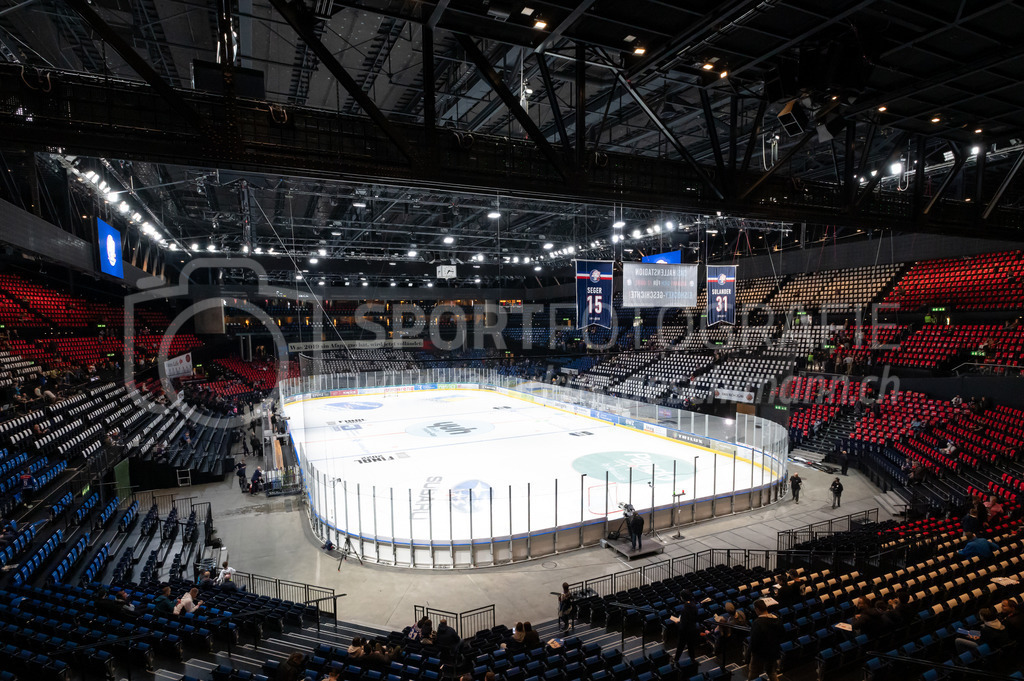Swiss National League Final Game 2: ZSC Lions - EV Zug | 20.04.2022, Zürich, Hallenstadion, Swiss National League Final Game 2: ZSC Lions - EV Zug, das noch fast leere Hallenstadion vor dem Spiel. - Realisiert mit Pictrs.com