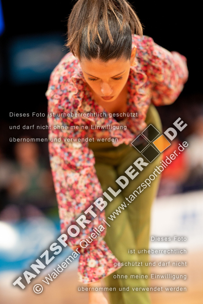 20230812-15303 | Hier finden Sie Tanz Bilder vom Latein und Standard Formationen tanzen. Sportbilder vom Tanzsport. Schöne Fotos und von Weltmeisterschaft, Europameisterschaft, Bundesliga, Regionalliga, Oberliga und Landesliga sowie von GOC Stuttgart, DanceComp, WM Bremen