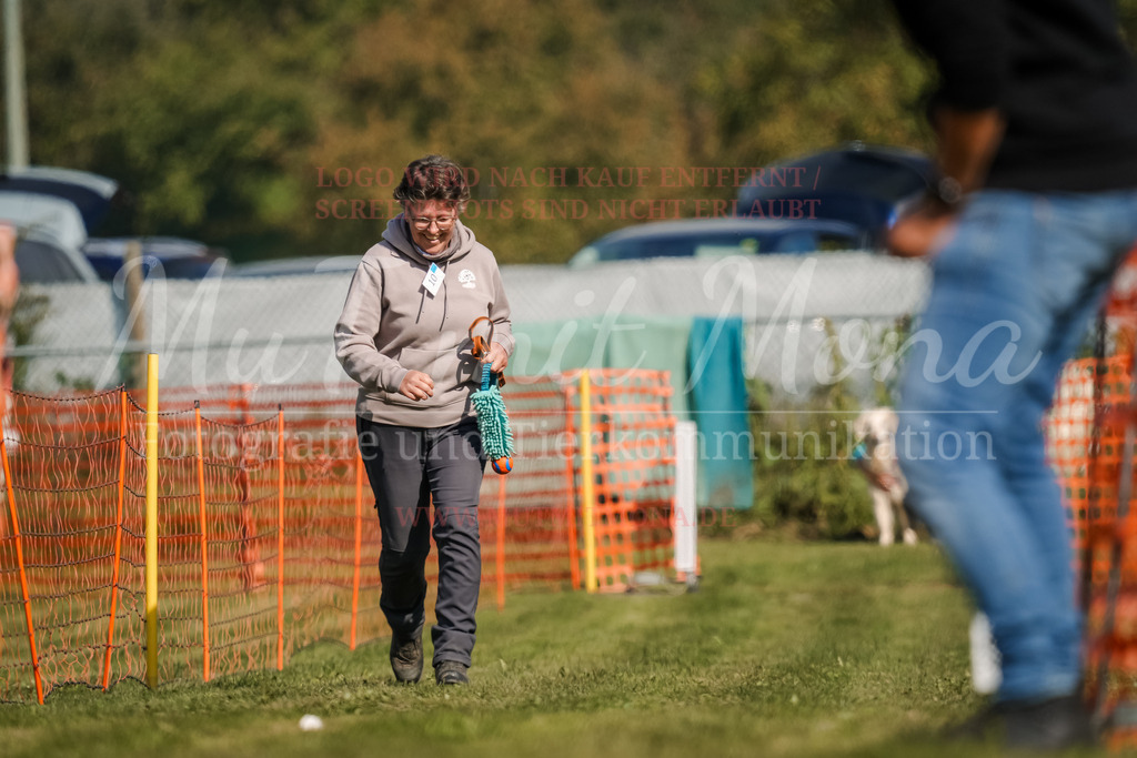 20250928_Hunderennen-415 | MuT (Mensch und Tier) mit Mona - Fotografie und Tierkommunikation - Realisiert mit Pictrs.com