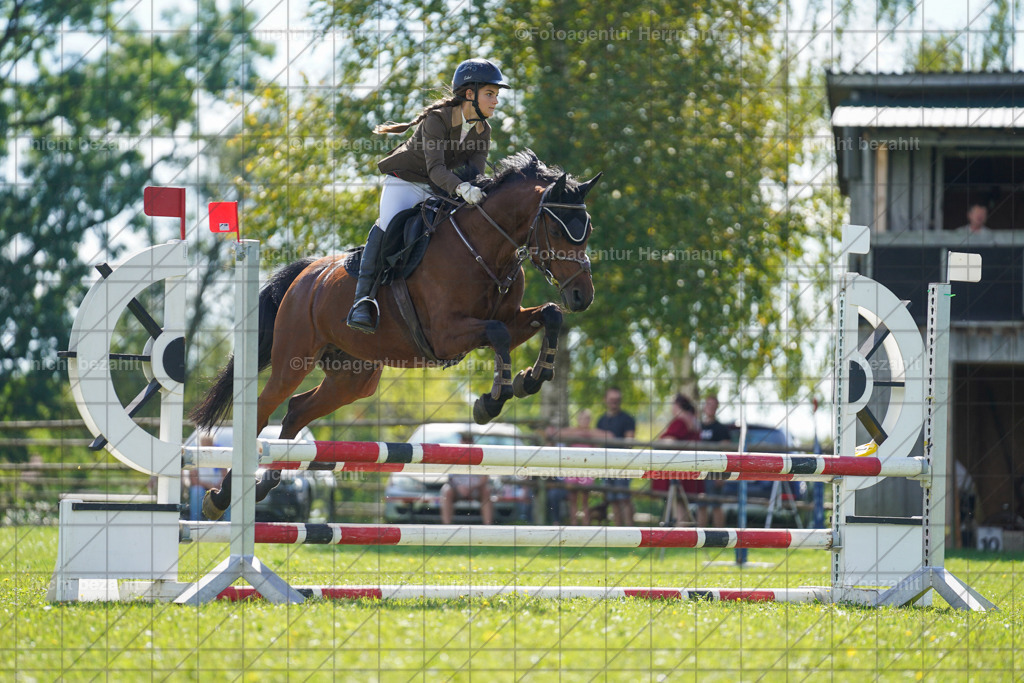 20230917-FAH09370 | Landsberg am Lech, 2023, Kaufbeuren, Kempten, Allgäu, Turnierfotografen Bayern, Fotoagentur Herrmann, Turnierbilder, Reitsport Fotos, Pferdefotograf, Augsburg, Bad Tölz, Dachau, Karlsfeld, Memmingen, Buchloe, Schwabmünchen