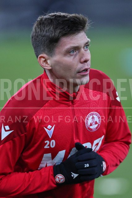 Austrian Bundesliga: Grazer AK 1902 vs LASK | GRAZ, AUSTRIA, 13.DEC.25 - SOCCER - ADMIRAL Bundesliga, Grazer AK 1902 vs LASK. The image shows Thorsten Schriebl (GAK).