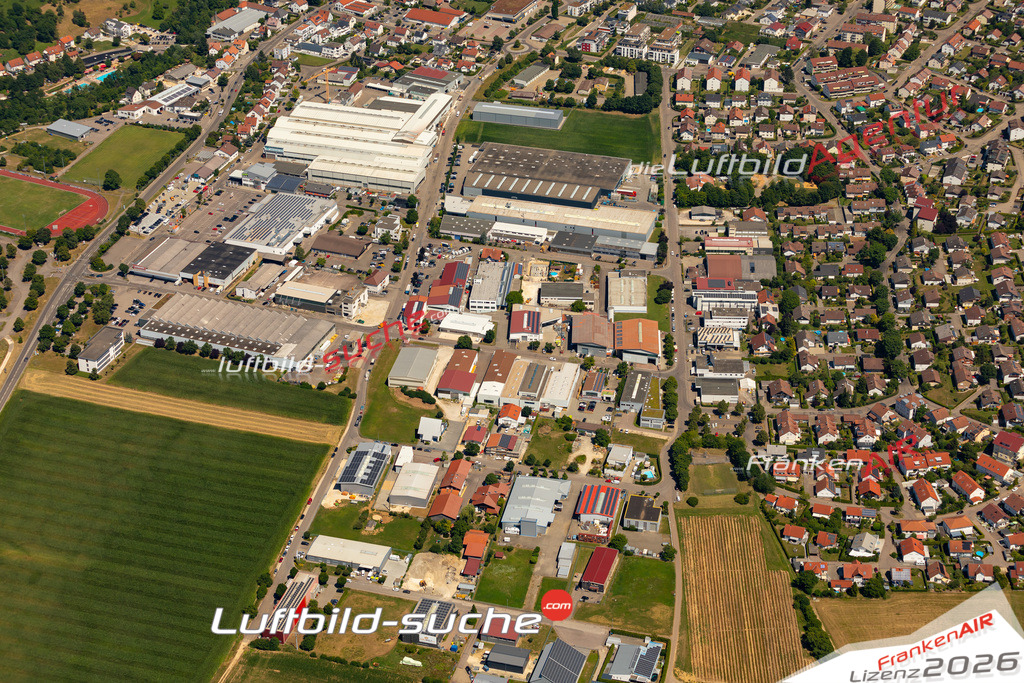 Aktuelles Luftbild von Gewerbegebiet Donzdorf - Die Luftaufnahme wurde 2022 mittels UL-Flugzeug erstellt ( keine Drohne ) - hochauflösende Kamera-Systeme von  Canon -Beste Qualität - Für grossformatige Ausdrucke geeignet. Die Geschenkidee !