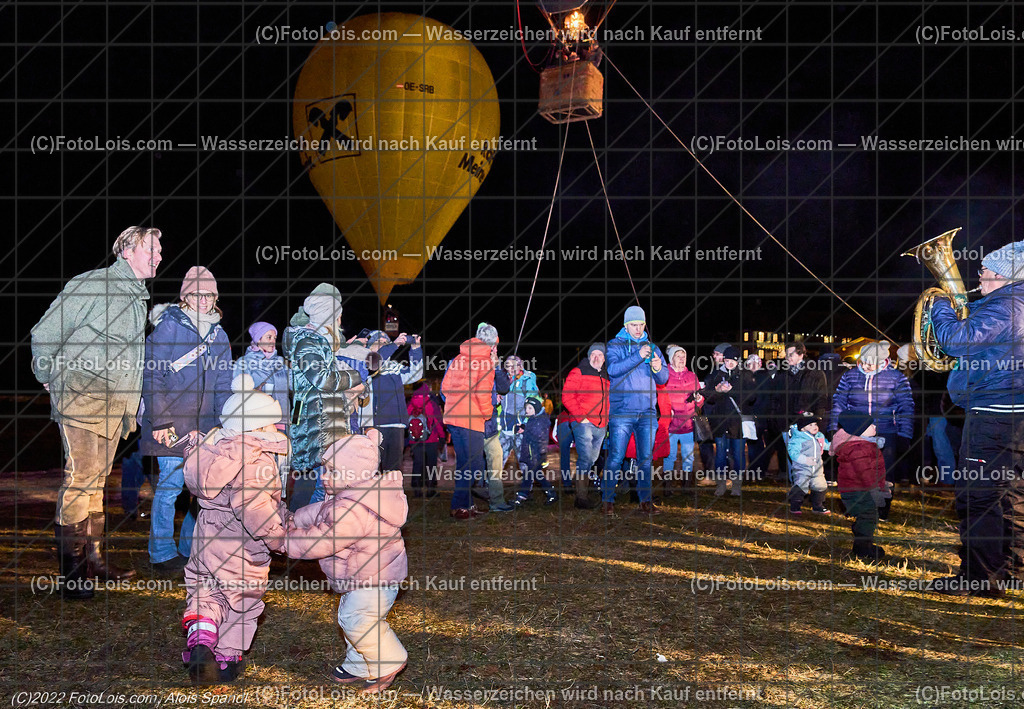 ALP0479_Nacht der Ballone_Lackenhof | (C)FotoLois.com, Alois Spandl, 'Nacht der Ballone' des Ballonclub ÖTSCHERLAND in Lackenhof/Weitental, gemeinsame Veranstaltung mit Tourismusverband ÖTSCHER, Mi 28. Dezember 2022.