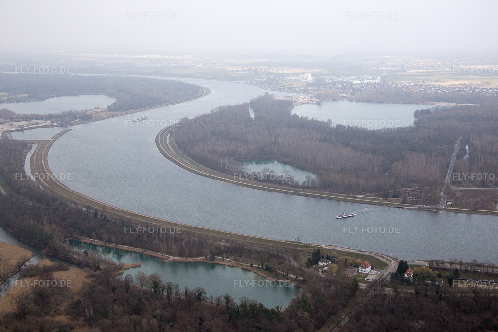 Luftbild: Drusenheim, Rheinfähre in Drusenheim im Bundesland Bas-Rhin in Frankreich. Foto: IMG_086627.jpg vom 19.03.2016 durch Werner Riehm/FLY-FOTO.de