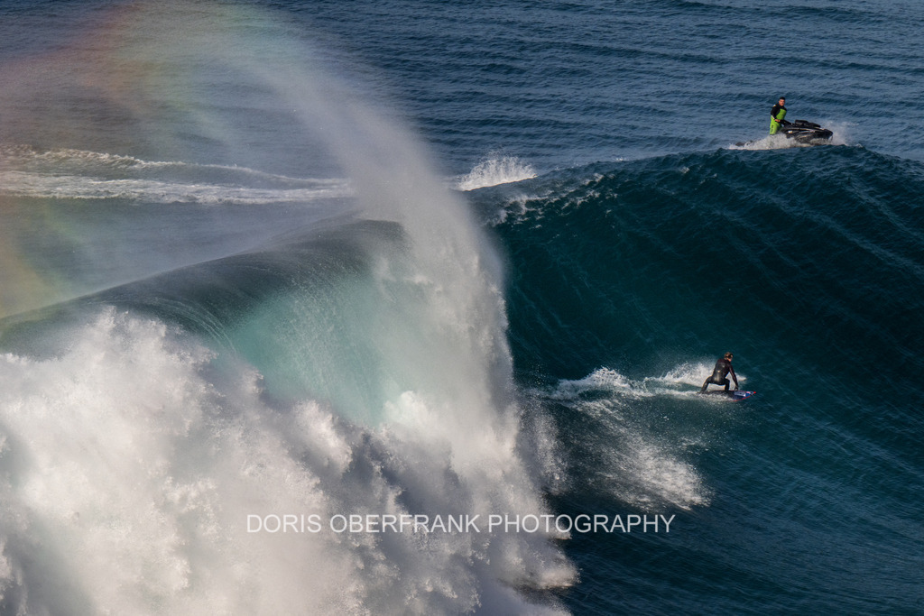 Surf action | Nazaré: Surf action - Realisiert mit Pictrs.com