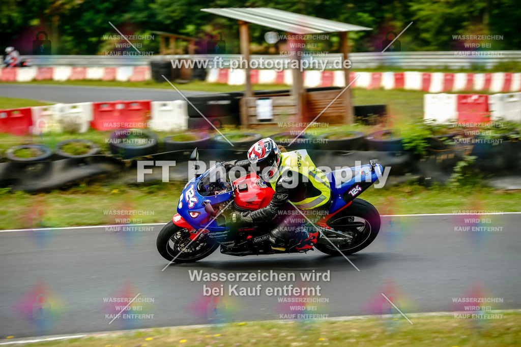 VBK-4672 | Hier findet Ihr Bilder von Touristenfahrten auf der Nürburgring Nordschleife oder von anderen Veranstaltungen die ich besucht habe. Viel Spass beim Durch Schauen 