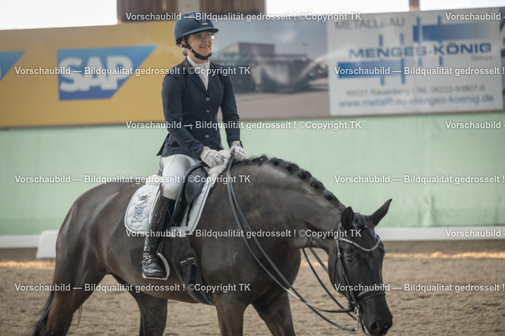 _D5A4167 | Emotionale Pferde- & People-Fotografie rund um Heidelberg, Leimen & Umgebung. Natürliche Fotos von Pferd, Mensch & Familie. Jetzt Termin sichern!