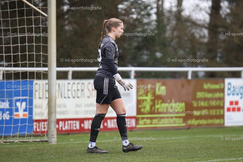 Fußball I Frauen I Saison 2025/2026 I Oberliga Schleswig-Holstein I 14. Spieltag I SV Frisia 03 Risum-Lindholm - SV Wahlstedt | ml-sportfotografie - Realisiert mit Pictrs.com