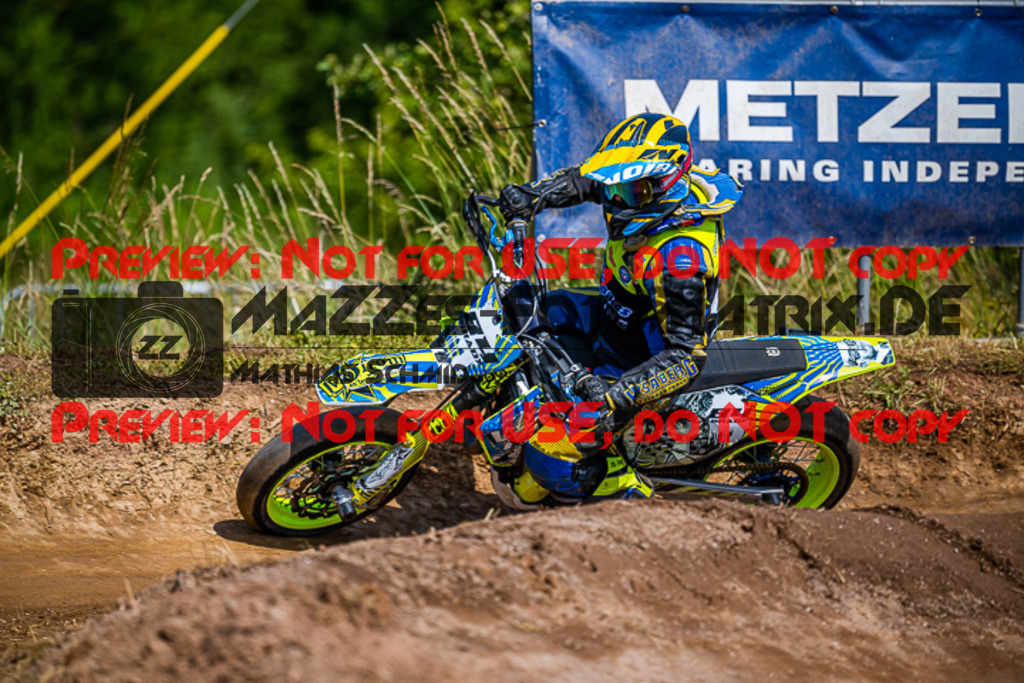 MaZZes_FotoMatrix_220619_0854 | S4