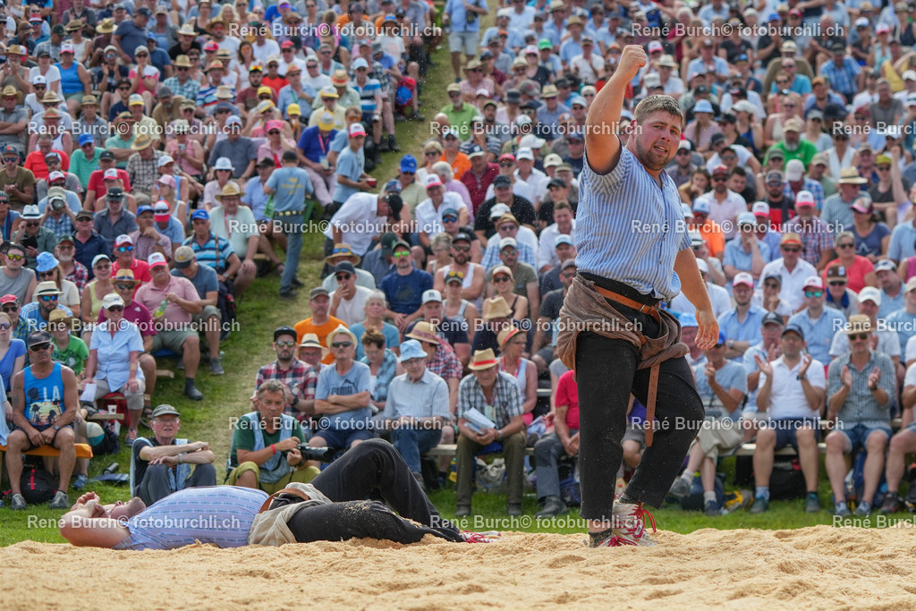 RB_01218 | René Burch leidenschaftlicher Fotograf aus Kerns in Obwalden.  Hier finden sie Sport, Landschaft und Natur Fotografie.
 - Realisiert mit Pictrs.com