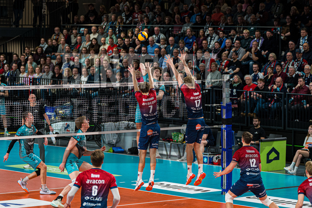 Volleyball I Herren I Saison 2025/2026 I DVV Pokal I Halbfinale I SVG Lüneburg - SWD powervolleys Düren | CONTRAST ZERØ MEDIA - Realisiert mit Pictrs.com