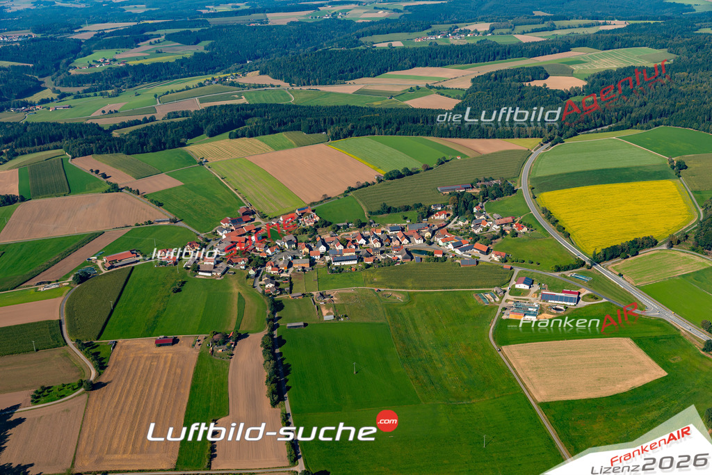 Aktuelles Luftbild von Großenschwand Tännesberg Kauf mit Lizenz / Bildrechten möglich- Die Luftaufnahme wurde 2021 mittels UL-Flugzeug erstellt ( keine Drohne ) - hochauflösende Kamera-Systeme von  Canon -Beste Qualität - Für grossformatige Ausdrucke geeignet. Die Geschenkidee !