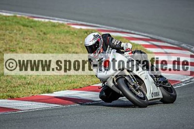 spof1922 | Professionelle Fotos von Sportveranstaltungen, aber auch Hochzeiten und anderen Events. - Realisiert mit Pictrs.com