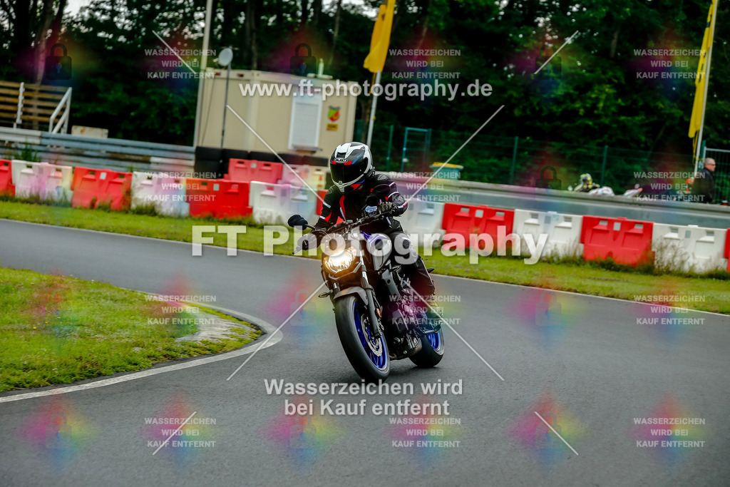 VBK-3722 | Hier findet Ihr Bilder von Touristenfahrten auf der Nürburgring Nordschleife oder von anderen Veranstaltungen die ich besucht habe. Viel Spass beim Durch Schauen 